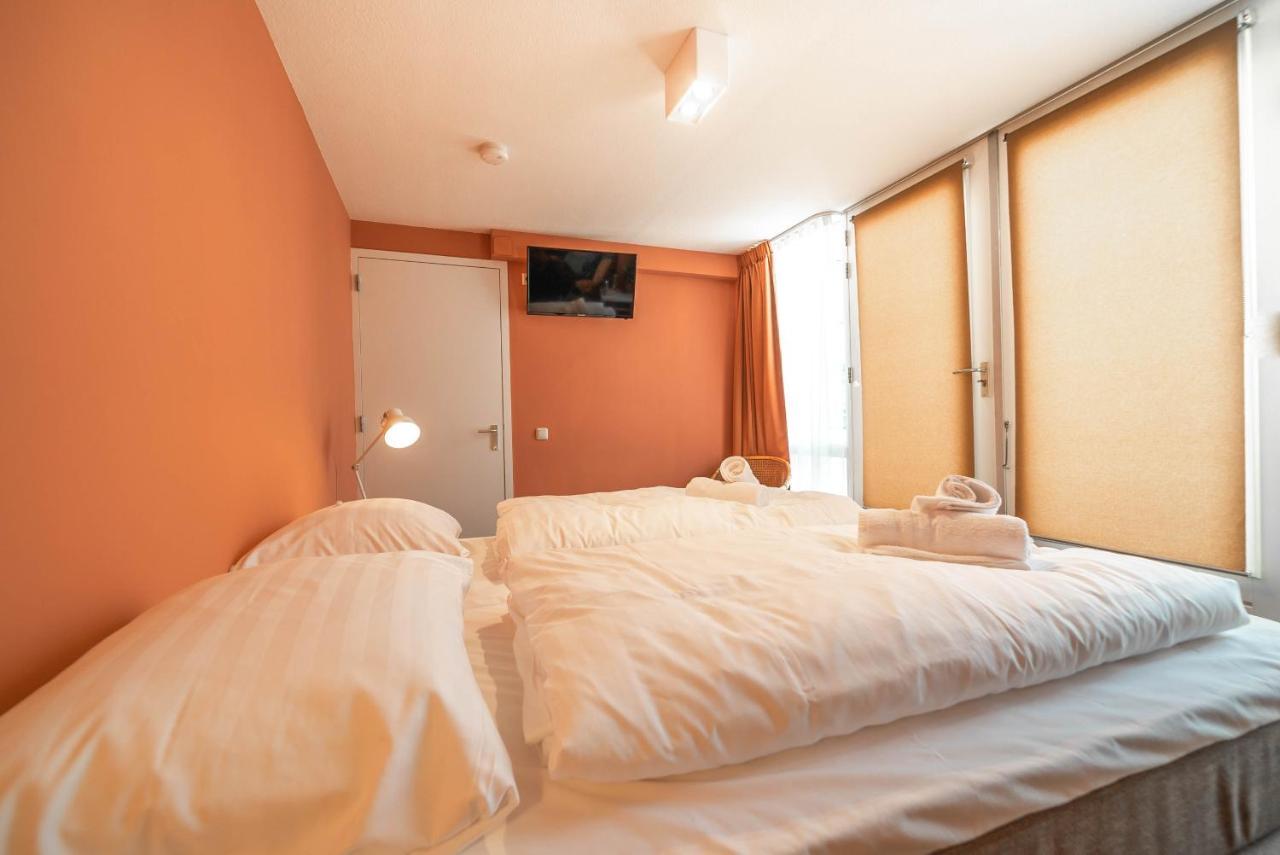 Pink Flamingo Boutique Hostel 海牙 外观 照片